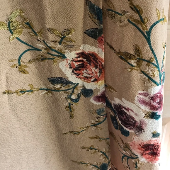 Halter flower maxi dress - Picture 4 of 4